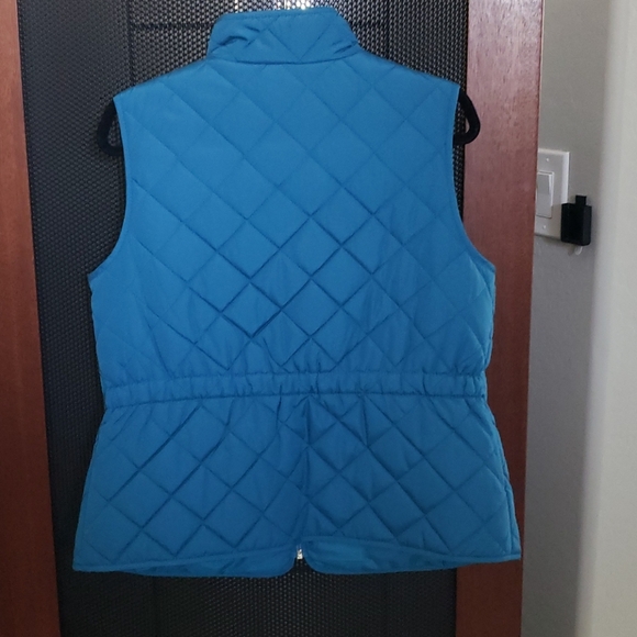 Vest - Picture 4 of 4